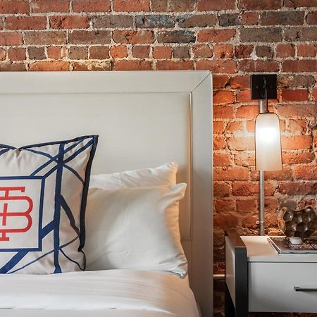 The Bristol Hotel 외부 사진